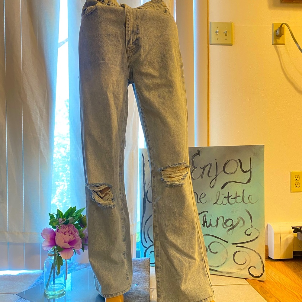 **Never Worn** Ripped Knee Straight Leg Jeans by Oh Polly!